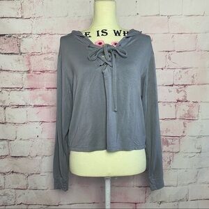 EXPRESS ONE ELEVEN Ash Blue Cropped Sweats…